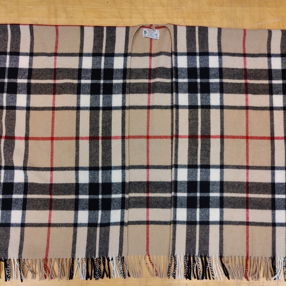 Vintage Highland Home Industries Lambswool Plaid Poncho, Size OS - Picture 9 of 12